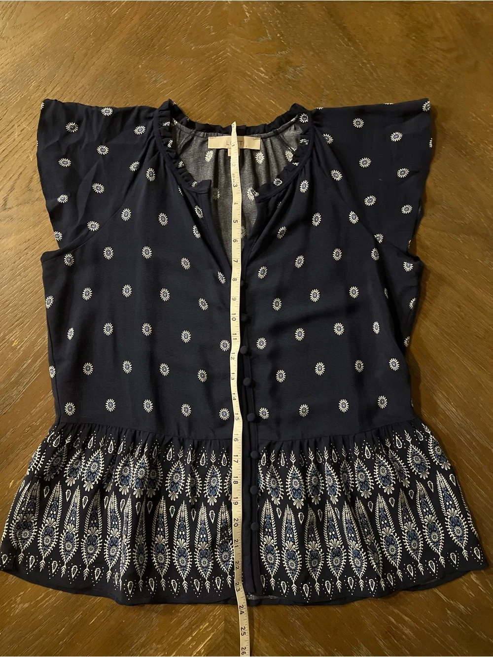 LOFT Navy Printed Button-Front Ruffle Neck Cap Sleeve Blouse - Picture 7 of 7